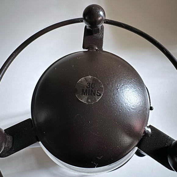 30 Minute Hourglass - Picture 5 of 5